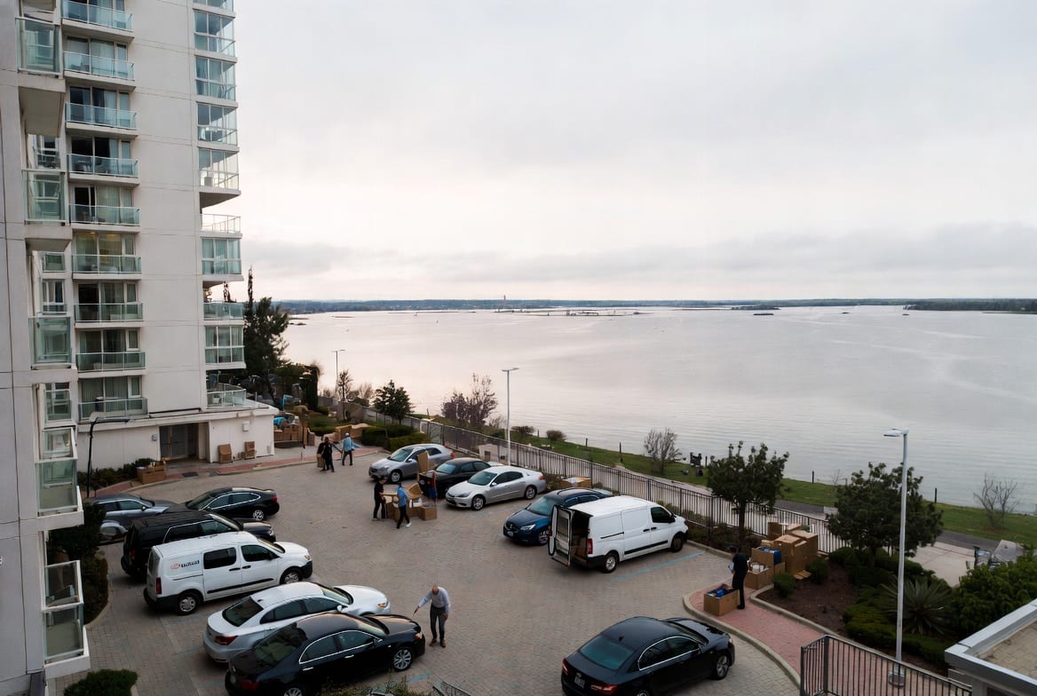 Moving services in Burnaby Metrotown