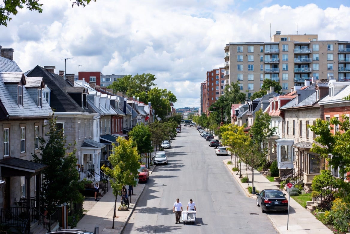 Moving services in Oliver (Wîhkwêntôwin)